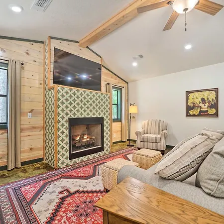 Quiet And Peaceful Hochatown Cabin With Hot Tub!